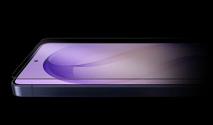 Великий антивідблисковий дисплей Galaxy S26 Ultra
